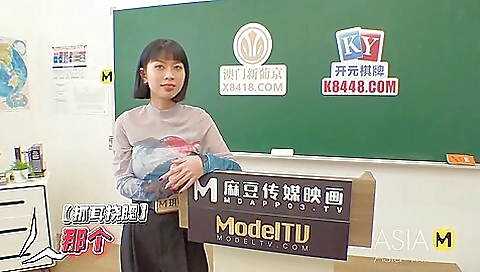 Sexy blondeilianno and ready to get fucked by her