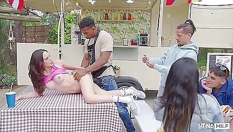 Sexy young girl's pussy andia