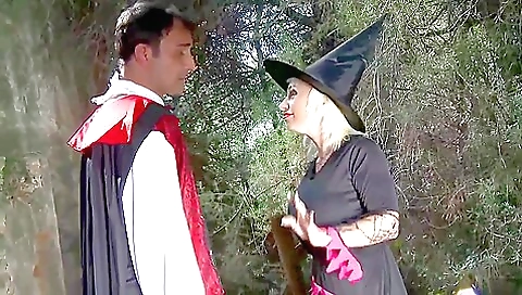 Sultry blonde fucked on a ride